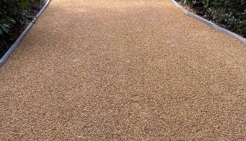 Tar and Chip Driveways